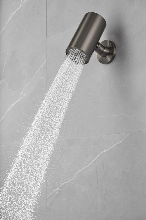 UniMatch Beam hoofddouche rond met 1 stand en muurbevestiging in gunmetal PVD, stijlvol en duurzaam design voor een luxe en krachtige douche-ervaring.